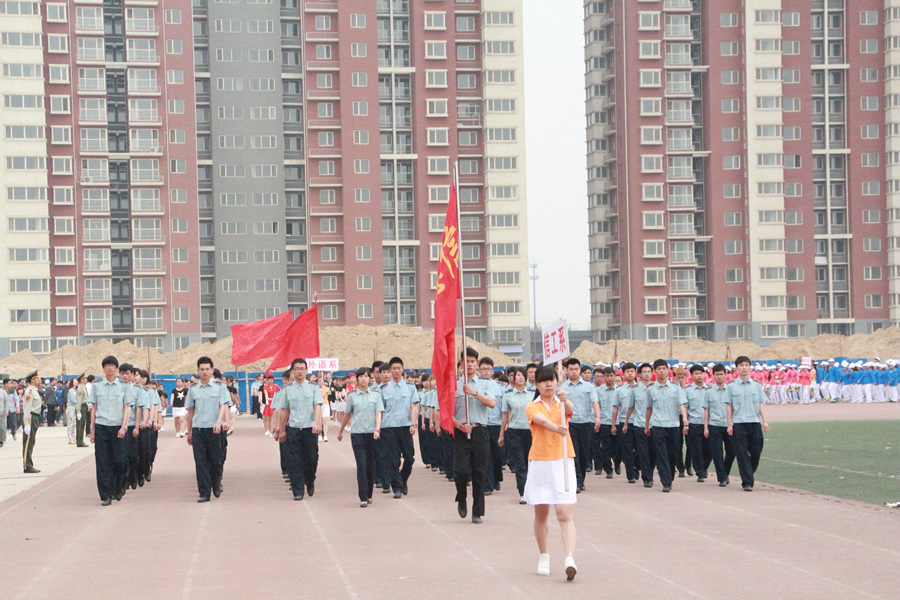 信工系在學(xué)院運(yùn)動(dòng)會(huì)開幕式團(tuán)體操表演中取得優(yōu)異成績