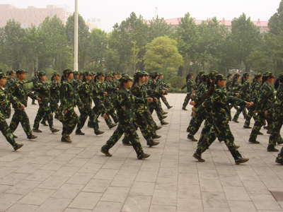 信息工程系新生軍訓風采