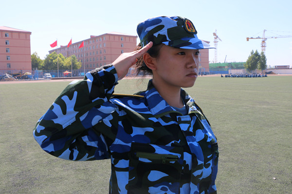 【軍訓(xùn)集錦】迷彩服下的青春