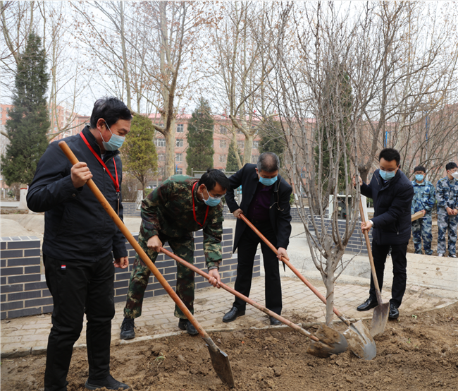 栽種綠意 守護(hù)美好——我校2022植樹節(jié)系列活動(dòng)圓滿完成